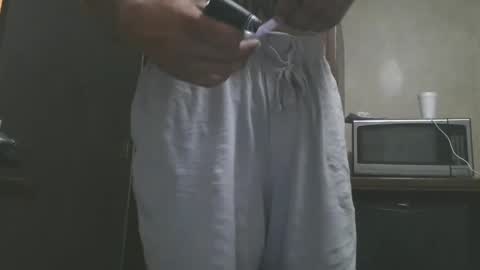 dylp400 online show from November 15, 2025, 6:44 am