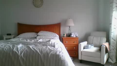 Snapshot of e3smith chatting on March 8, 2025, 3:24 pm e3smith online show from March 8, 2025, 3:24 pm