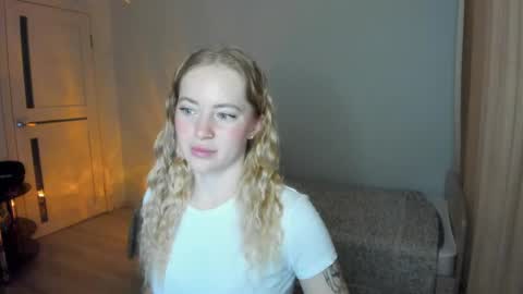 fansly - yourbestbaby online show from April 5, 2026, 4:09 am