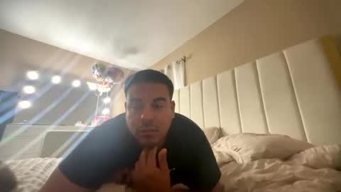 e_lord26 online show from May 19, 2026, 10:27 pm