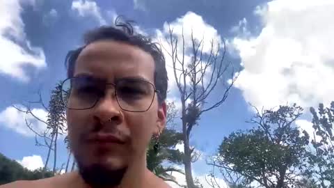 eaquintero629 online show from January 22, 2025, 3:07 pm