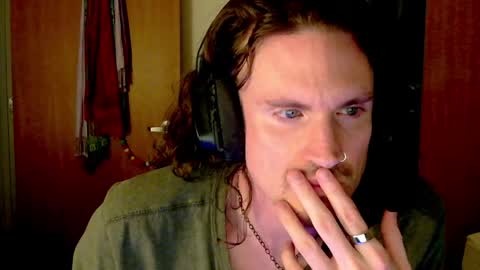 Earthy online show from May 25, 2026, 5:24 am