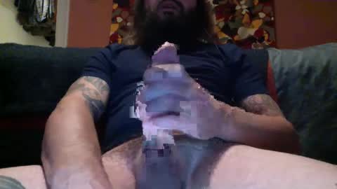 east_bay_guy online show from December 5, 2024, 5:37 am