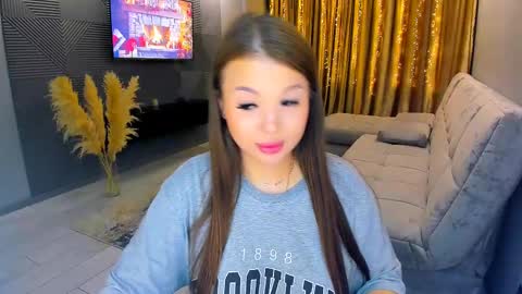 Snapshot of easternbeautyy chatting on December 3, 2024, 7:55 pm easternbeautyy online show from December 3, 2024, 7:55 pm