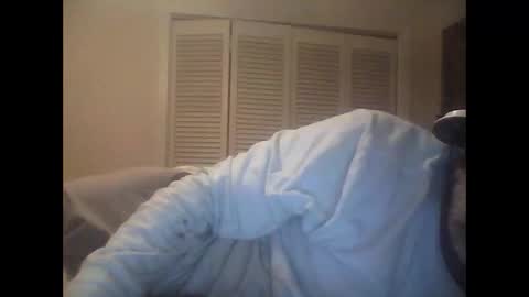 Snapshot of easye4015 chatting on March 17, 2026, 10:51 am Easye online show from March 17, 2026, 10:51 am