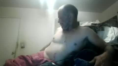 Easye online show from June 15, 2026, 1:19 am