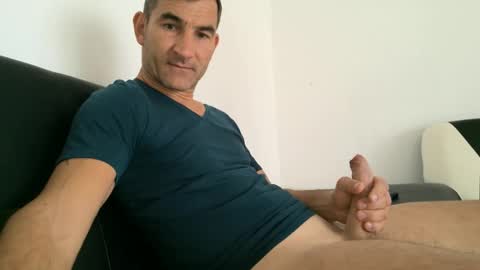 Snapshot of easystyle1 chatting on May 18, 2026, 12:55 pm Andrew online show from May 18, 2026, 12:55 pm