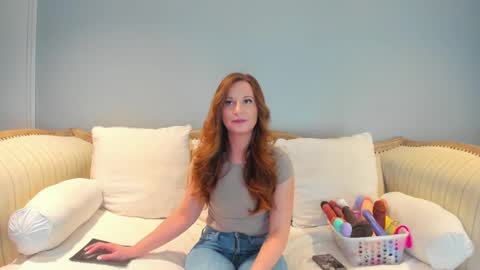 Snapshot of eatmygingersnapps chatting on January 30, 2025, 4:13 pm Allison online show from January 30, 2025, 4:13 pm