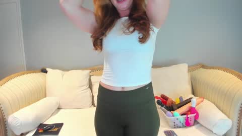 Snapshot of eatmygingersnapps chatting on March 10, 2025, 3:52 pm Allison online show from March 10, 2025, 3:52 pm