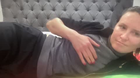 Nadia Ferreira  online show from January 11, 2026, 8:25 pm