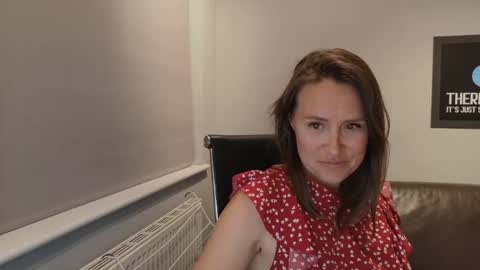 Nadia Ferreira  online show from June 2, 2026, 8:55 pm