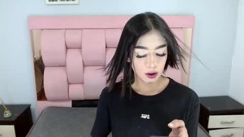 Snapshot of eban_dustan chatting on September 23, 2025, 11:30 pm Eban online show from September 23, 2025, 11:30 pm