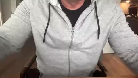 ebnk15 online show from October 23, 2025, 9:19 am