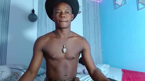 Chris Palaz  online show from November 27, 2025, 3:41 am