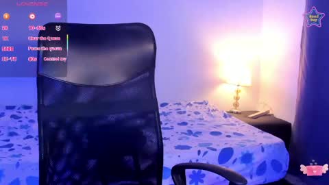 ebony__queen2 online show from May 18, 2026, 7:52 pm