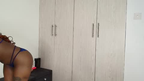 Angelina online show from October 21, 2025, 6:30 pm