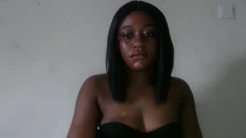 Ella online show from September 29, 2025, 7:02 am