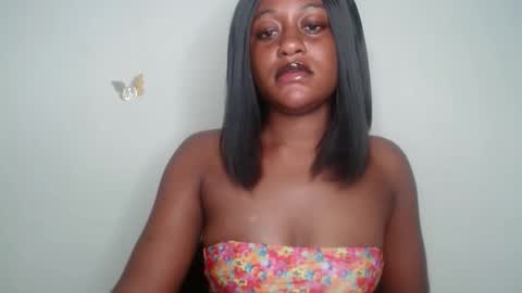 Ella online show from October 5, 2025, 3:10 pm
