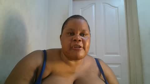Snapshot of ebony_magixs chatting on September 21, 2025, 1:02 pm ebony_magixs online show from September 21, 2025, 1:02 pm