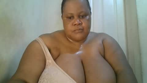 Snapshot of ebony_magixs chatting on September 25, 2025, 3:49 pm ebony_magixs online show from September 25, 2025, 3:49 pm