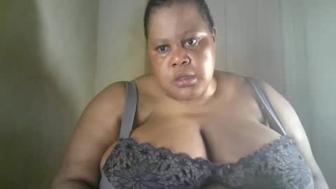 Snapshot of ebony_magixs chatting on September 28, 2025, 12:16 am ebony_magixs online show from September 28, 2025, 12:16 am