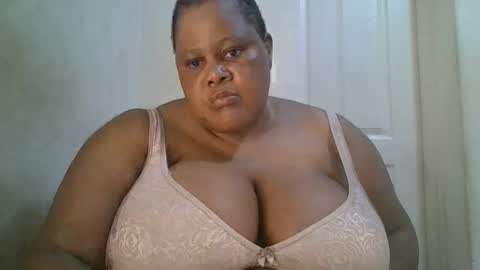 Snapshot of ebony_magixs chatting on September 28, 2025, 6:57 pm ebony_magixs online show from September 28, 2025, 6:57 pm