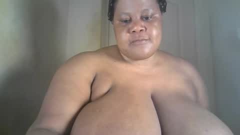 Snapshot of ebony_magixs chatting on October 4, 2025, 1:47 am ebony_magixs online show from October 4, 2025, 1:47 am
