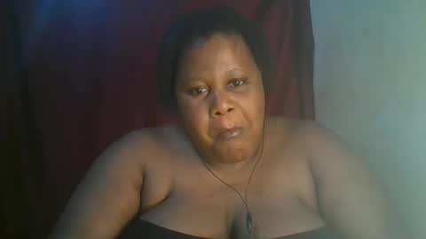 ebony_magixs online show from February 1, 2026, 7:56 pm