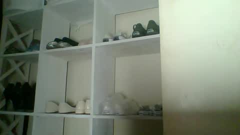 Malikia online show from December 16, 2025, 7:52 pm