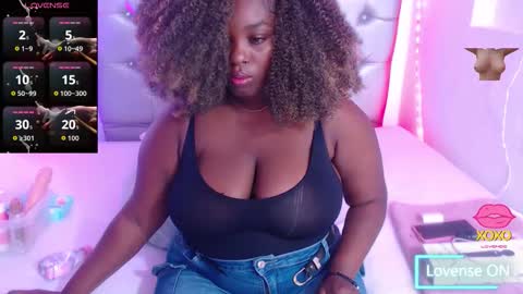 Snapshot of ebony_neighbormoans chatting on September 9, 2025, 3:50 am LINA online show from September 9, 2025, 3:50 am