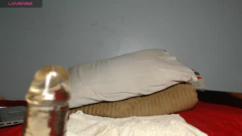 EBONY PETITE online show from May 13, 2026, 3:53 pm
