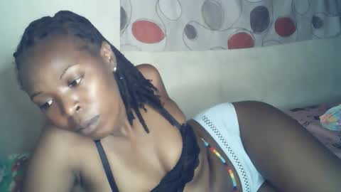 ebony_phoenix12 online show from November 11, 2025, 4:34 am