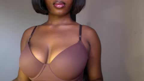 delilah online show from April 15, 2026, 10:55 am