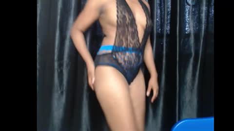 Snapshot of ebony_queenx chatting on February 27, 2026, 9:31 am Queen online show from February 27, 2026, 9:31 am