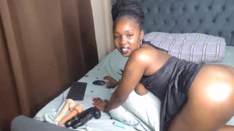 Sappire Gold online show from September 29, 2025, 2:06 am