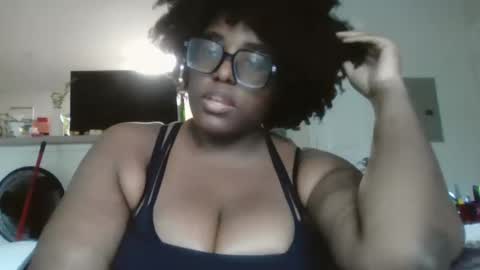 ebonybigtitqueen1 online show from October 6, 2025, 4:26 pm