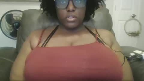 ebonybigtitqueen1 online show from October 9, 2025, 8:07 pm
