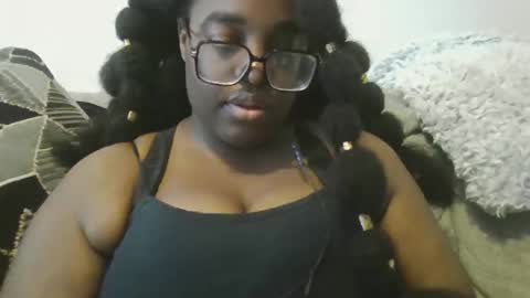 ebonybigtitqueen1 online show from October 16, 2025, 1:23 pm