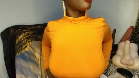Ebony Melanie online show from February 19, 2026, 11:34 pm