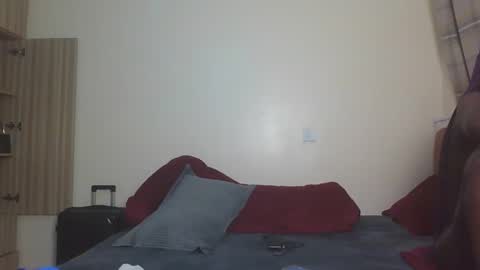 ebonydreamgirl_ online show from October 17, 2025, 7:38 pm