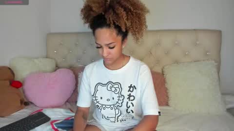 Snapshot of ebonygoddes03 chatting on October 21, 2025, 9:26 pm Queen Ebony online show from October 21, 2025, 9:26 pm