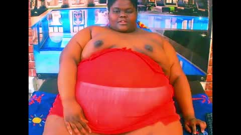 Snapshot of ebonyhotbuns4u2luv chatting on July 15, 2026, 10:42 am ebonyhotbuns4u2luv online show from July 15, 2026, 10:42 am