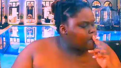 Snapshot of ebonyhotbuns4u2luv chatting on July 16, 2026, 10:54 am ebonyhotbuns4u2luv online show from July 16, 2026, 10:54 am