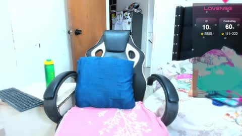 Angela online show from December 7, 2024, 10:06 pm