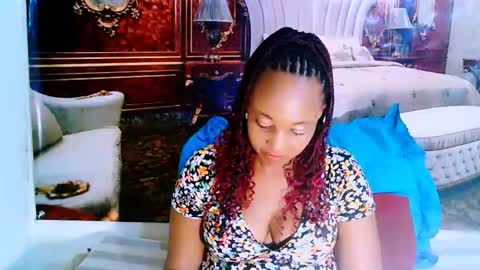 Snapshot of ebonyseductionz chatting on February 7, 2025, 9:37 pm Zammy online show from February 7, 2025, 9:37 pm