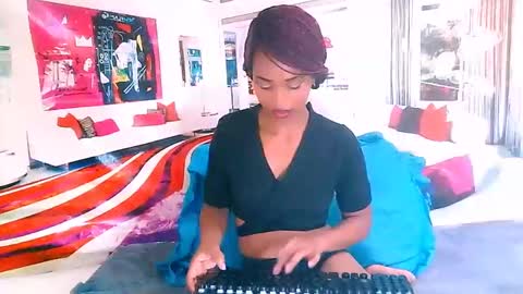 Candy online show from February 6, 2025, 9:00 am