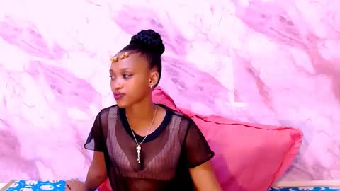 Candy online show from February 25, 2025, 9:02 pm