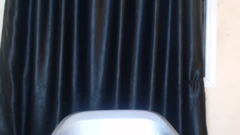 ebonyxxbae online show from March 1, 2026, 12:01 am