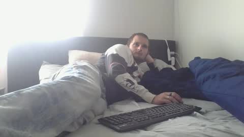 Snapshot of eclipticice94 chatting on September 19, 2025, 4:07 pm eclipticice94 online show from September 19, 2025, 4:07 pm