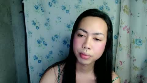 eddfox001 online show from May 25, 2026, 7:47 am